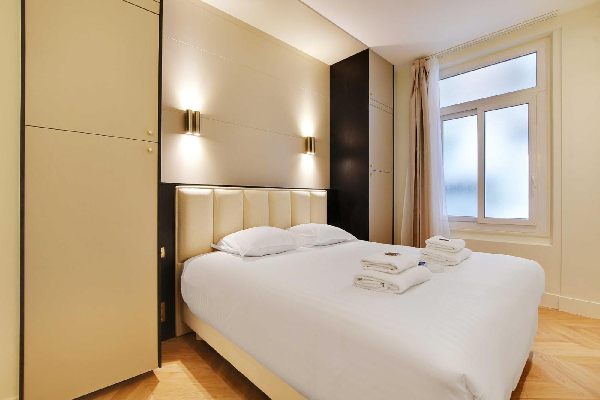 Appartement Luxurious - 2br-6p - Saint-germain Parijs